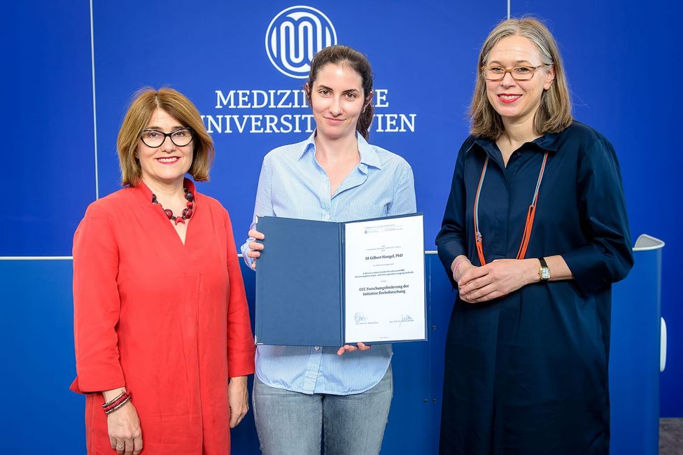 Barbara Kiesel in Vertretung für Gilbert Hangel