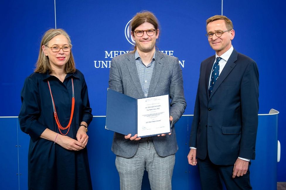 Best Paper Award - Christoph Kornauth gesplittet mit Tea Pemovska